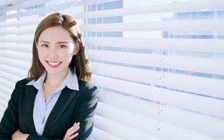 深圳<strong>富士康报名网址</strong>30岁女人如何在家庭和事业中抉择？